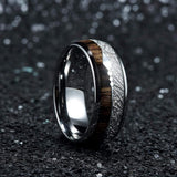 Glutholz – Ring aus Wolframkarbid