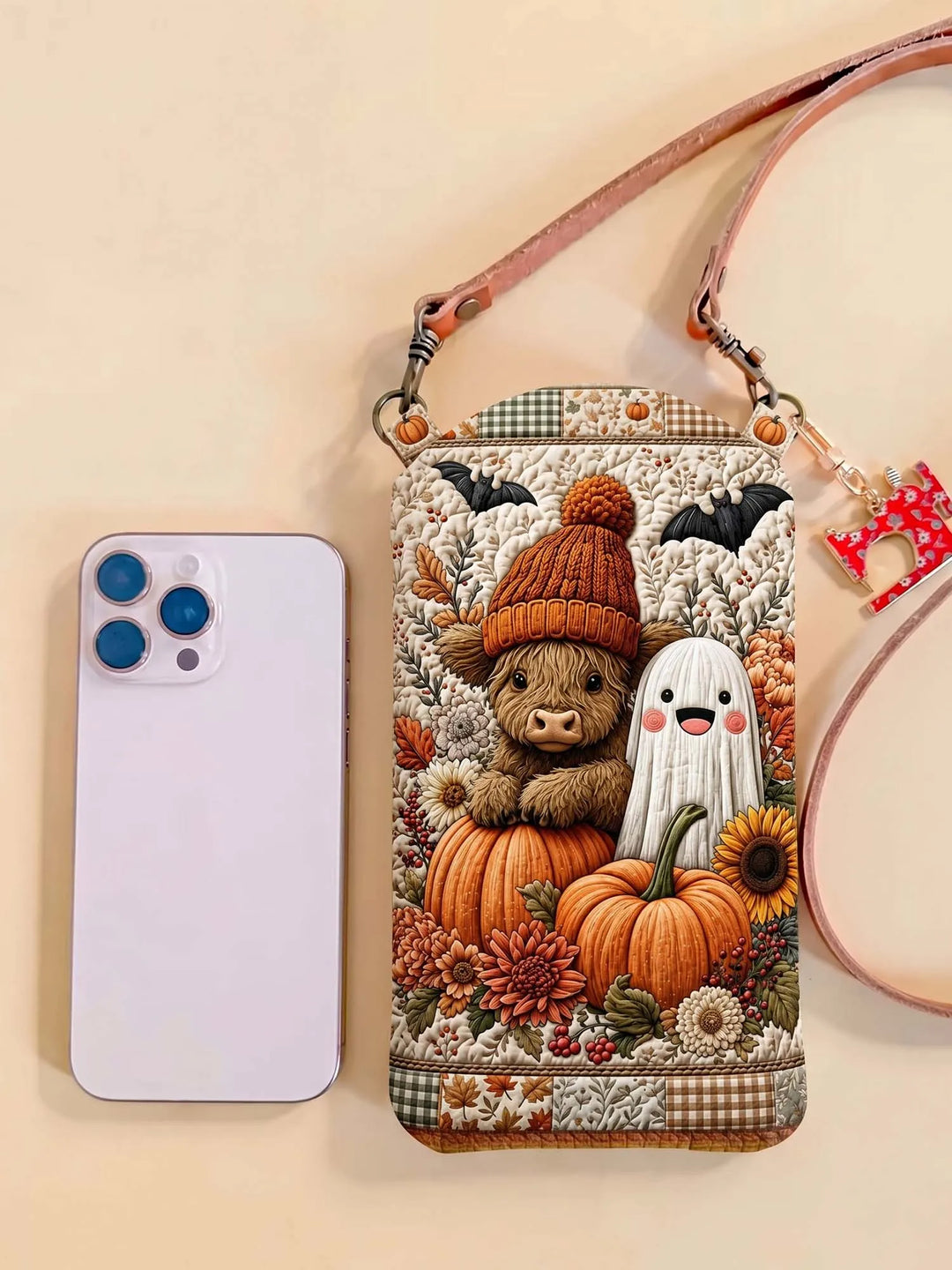 Schmale gesteppte Handy-Umhängetasche – Halloween-Gespenst und Hochlandrind